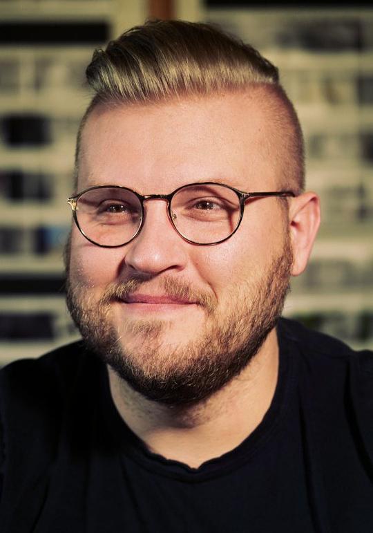 安迪·瓦伦汀 Andy Vallentine