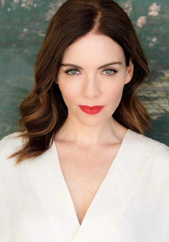 莎拉·巴顿 Sarah Barton