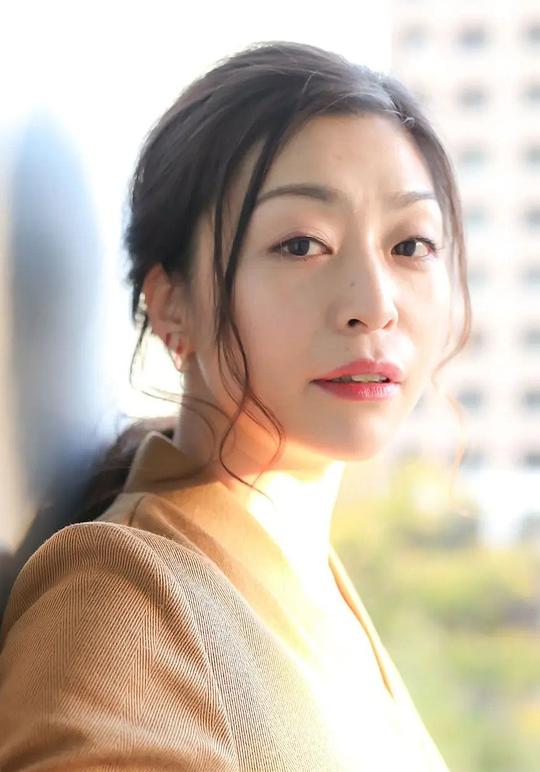 内田慈 Chika Uchida