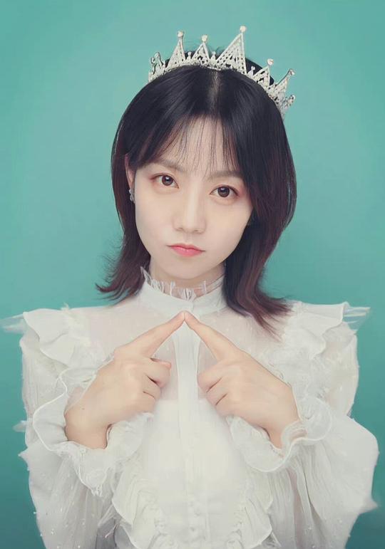 陈奕雯 Yiwen Chen