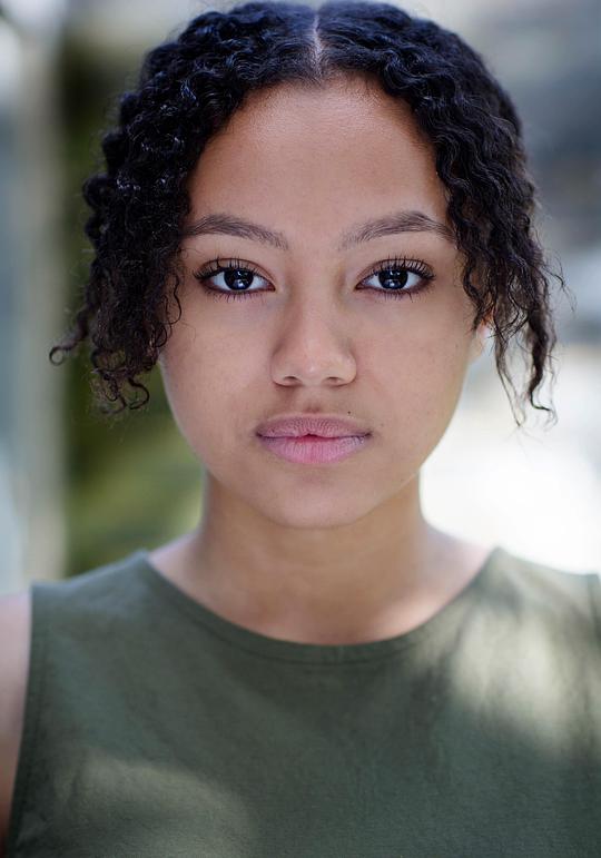 英迪娅·布朗 India Brown