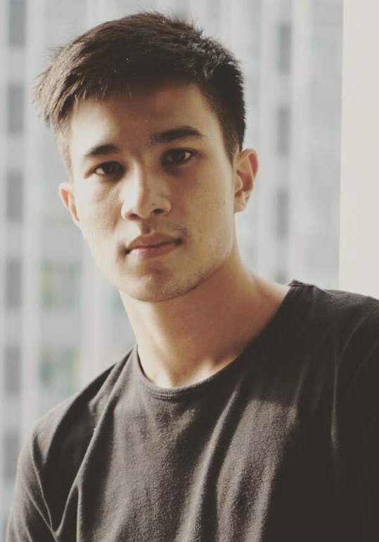 驰·斯陂希克·平司似缇彭 Chi Speck Phissitphong
