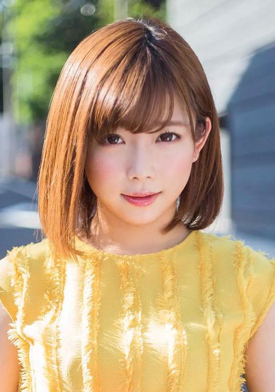 纱仓真菜 Mana Sakura