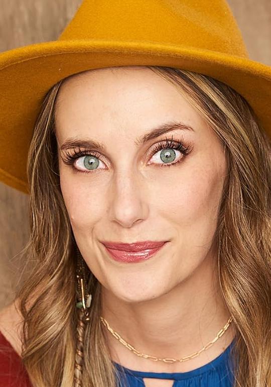 萨利·休斯 Sally Hughes