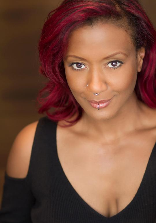 玛拉·朱诺 Mara Junot