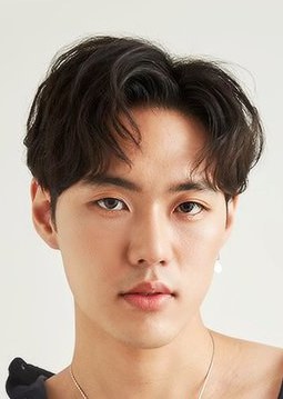 塔诺·埃皮塔纳旺 Thanon Apithanawong