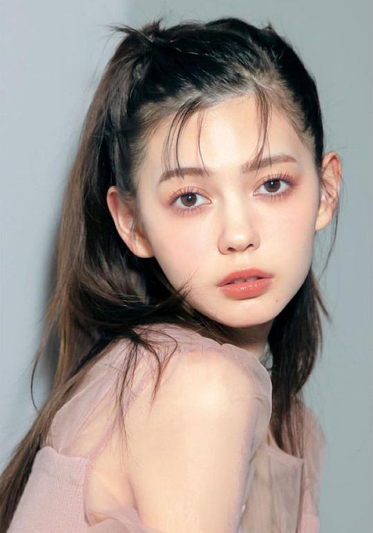 村上爱花 Erica Murakami