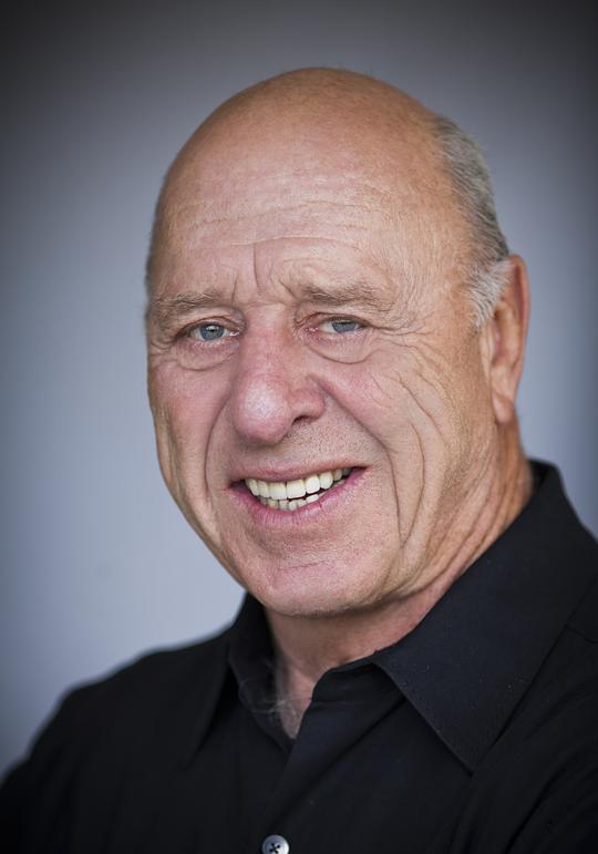 乔治·费舍尔 George Fisher