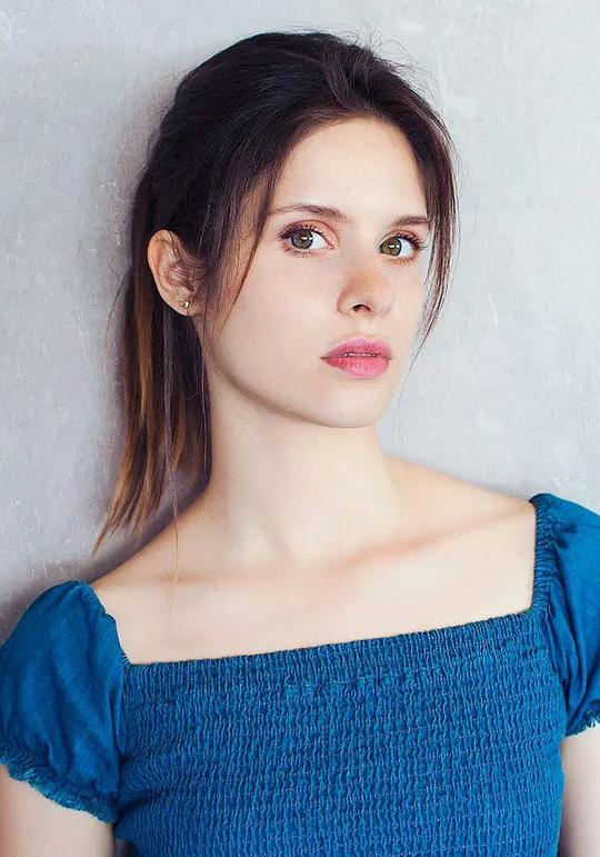 达芙妮·帕塔基亚 Daphné Patakia