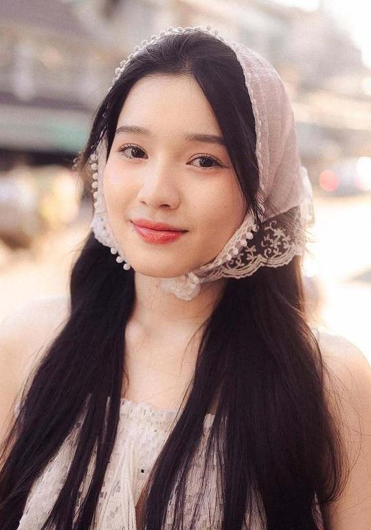普珑雅妮·彭比莎亚瓦辛 Pronyanee Pornpishayawasin