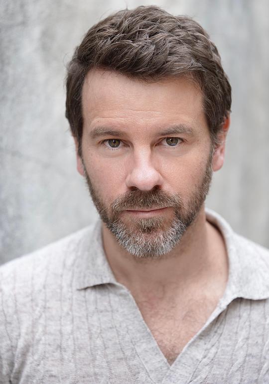 尼克·辛普森-迪克斯 Nick Simpson-Deeks