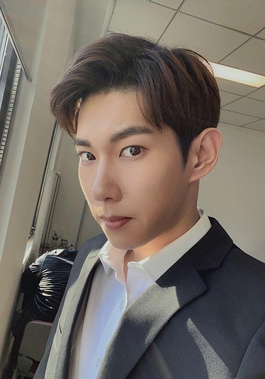 李宗恒 Zongheng Li