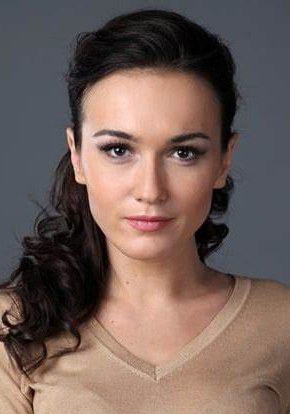 亚历山德拉·布利乔娃 Aleksandra Bulychyova