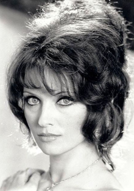 费米·贝努西 Femi Benussi