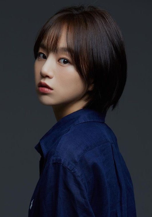 崔宇贞 Choi Woo Jung