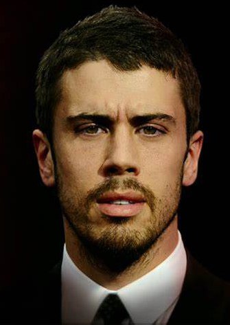 托比·凯贝尔 Toby Kebbell