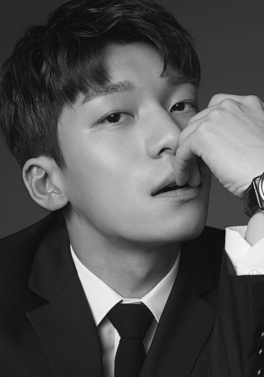 魏嘏隽 Ha-joon Wi