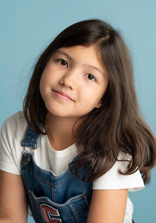 伊洛斯·佩若特 Eloise Peyrot