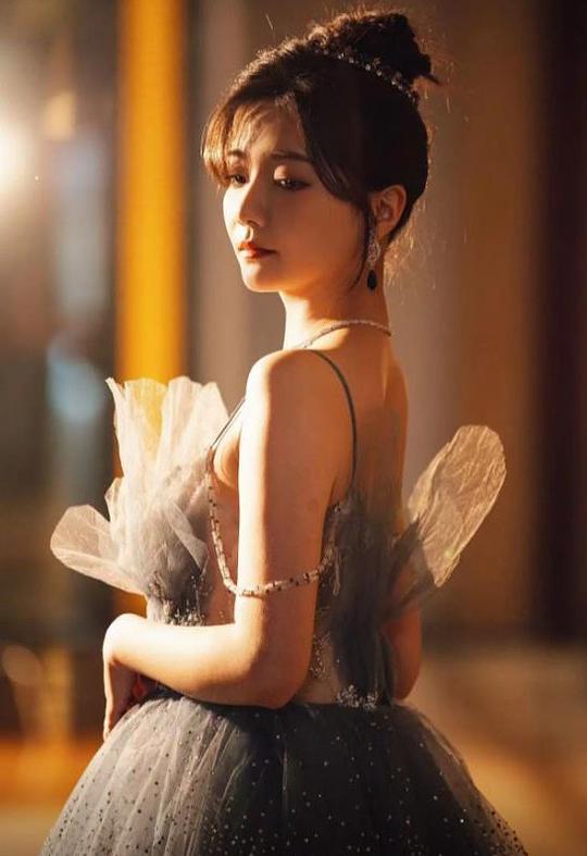 李欣怡 Xinyi Li