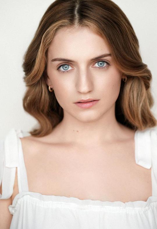 吉纳·伯吉斯 Jenna Burgess