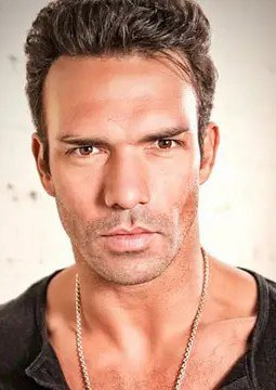 达伦·萨赫拉维 Darren Shahlavi
