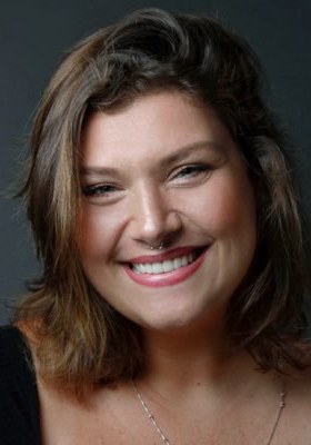 英格丽·克卢格 Ingrid Klug
