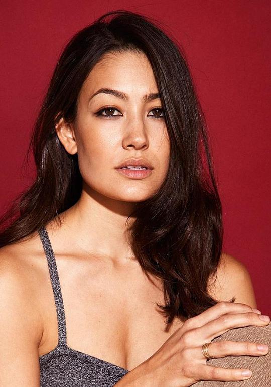 杨恺毓 Emmanuelle Roumain