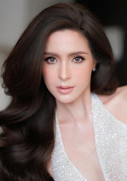 瓦尼莎·赫尔曼 Vanessa Herrmann