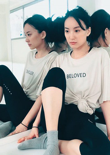 刘黛莹 Yu-Chen He