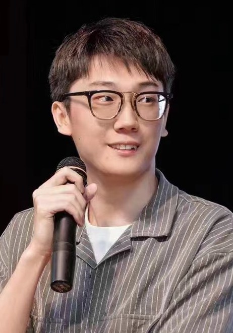 薛凌 Ling Xue