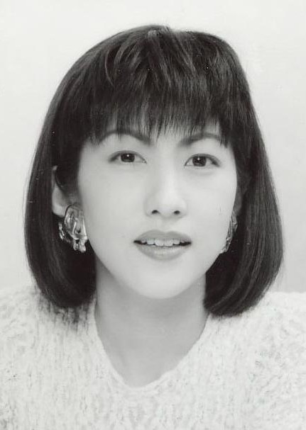 山咲千里 Senri Yamazaki