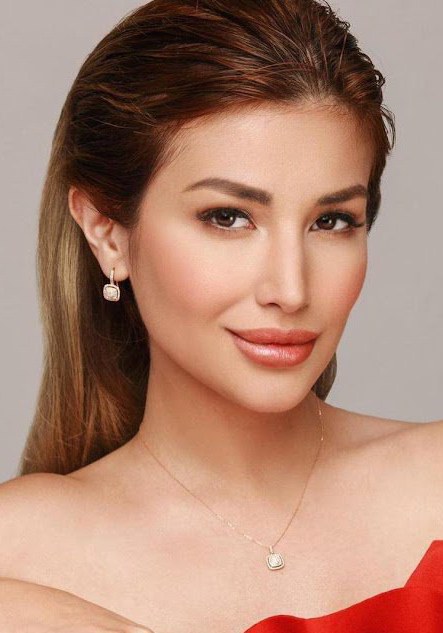 娜塔莉·哈特 Nathalie Hart