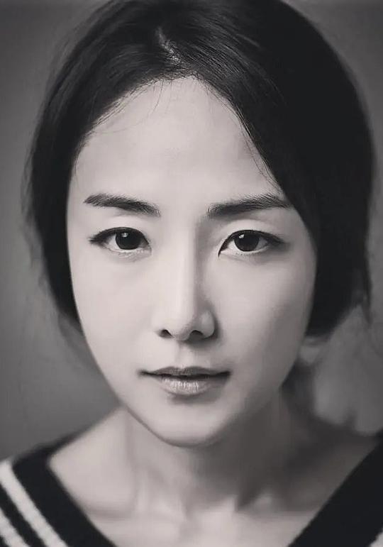 赵妍珍 Cho Yeon Jin