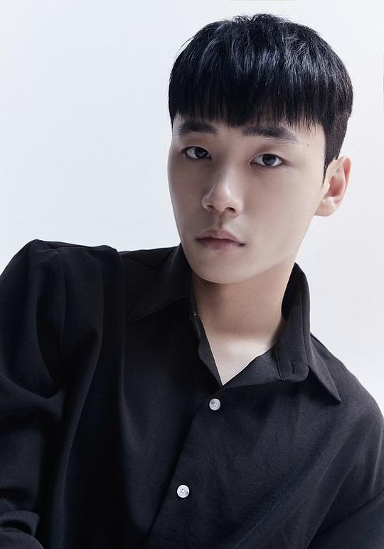 李珉载 Min-jae Lee