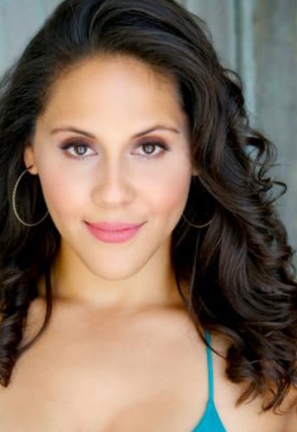 阿什利·波佩尔卡 Ashley Popelka