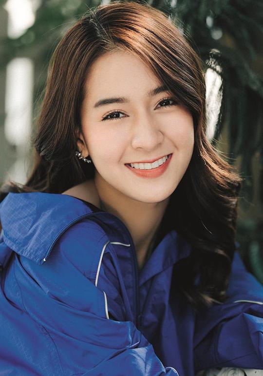 帕塔拉瓦迪·劳莎 Pattarawadee Laosa