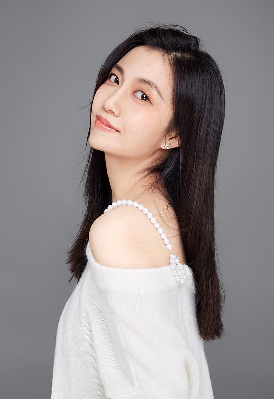 王艺璇 Yixuan Wang