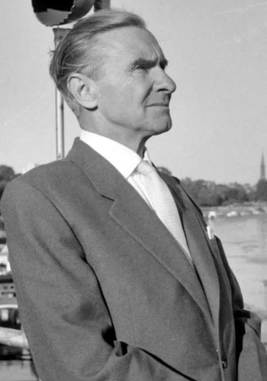 Frank Wisbar Frank Wisbar