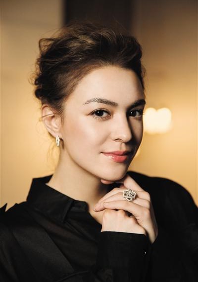 张榕容 Sandrine Pinna