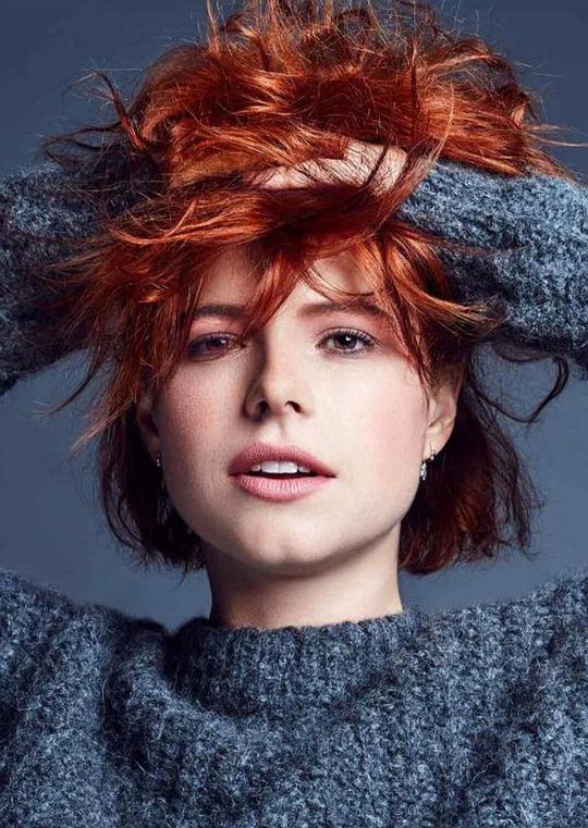 杰西·巴克利 Jessie Buckley