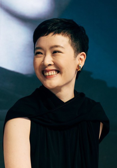 阮凤仪 Feng-I Fiona Roan