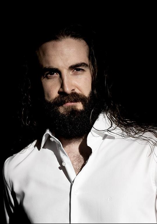 若塔·卡斯特尔诺 Jota Castellano