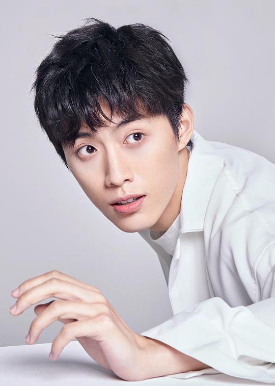 李政武 Zhengwu Li