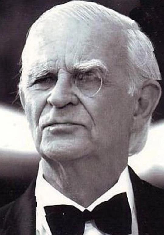 威洛比·格雷 Willoughby Gray