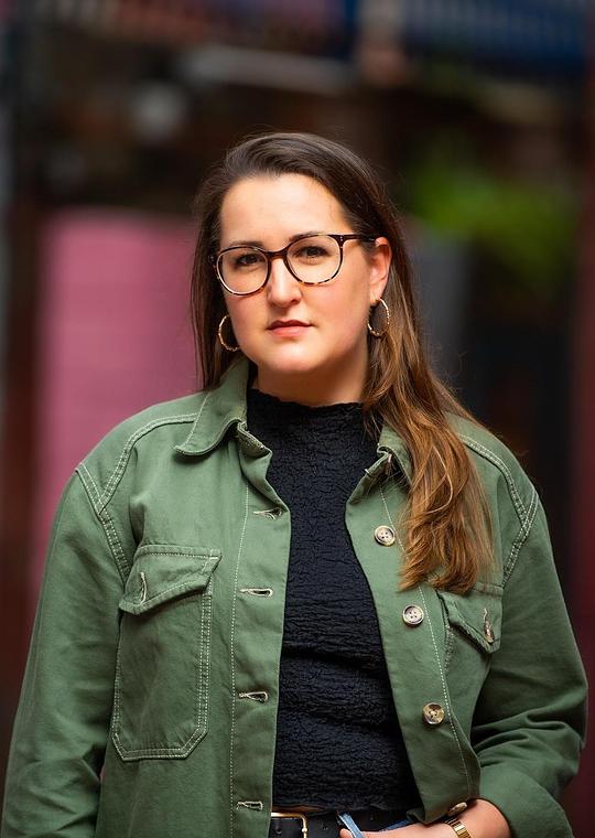 梅根·K·福克斯 Megan K. Fox