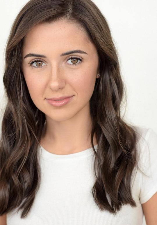 艾玛·牛顿 Emma Newton