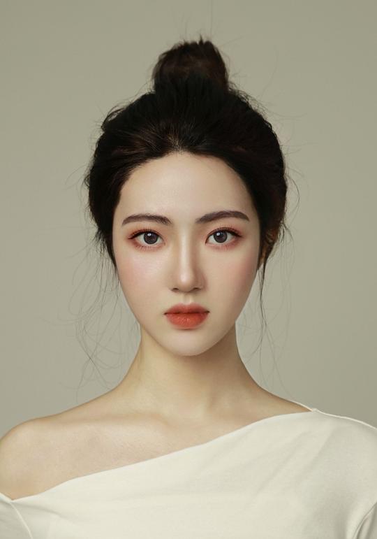 许荔莎 Lisha Xu