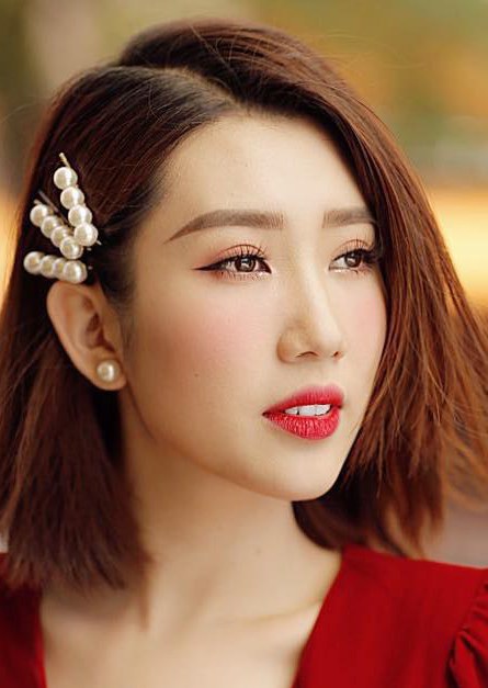 黎黄翠银 Lê Huỳnh Thúy Ngân