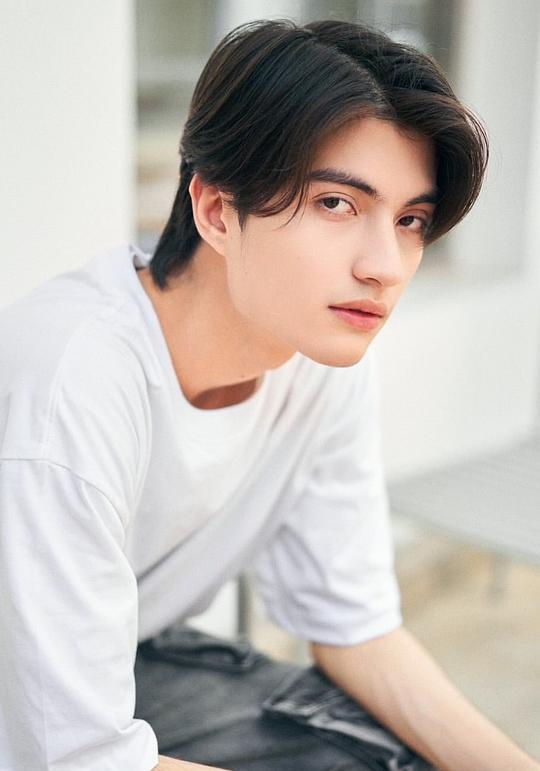 贲·奔伽铭·格伦威尔 Ben Benjamin Greenwell
