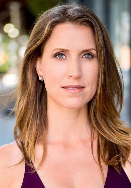 娜斯塔莎·斯特兰 Nastasha Strang